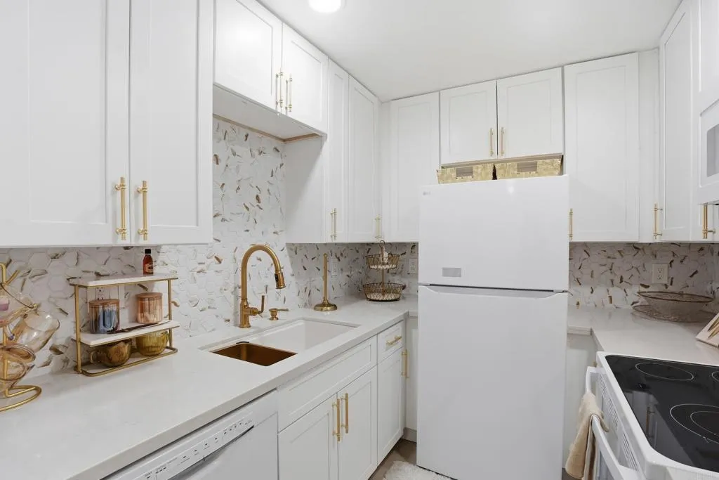 Additional image 2 of 6350 Genesee Ave Unit 107, San Diego, CA 92122