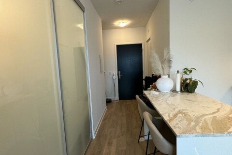 Additional image 7 of 820-158 Front Street E, Toronto, ON, M5A 0K9