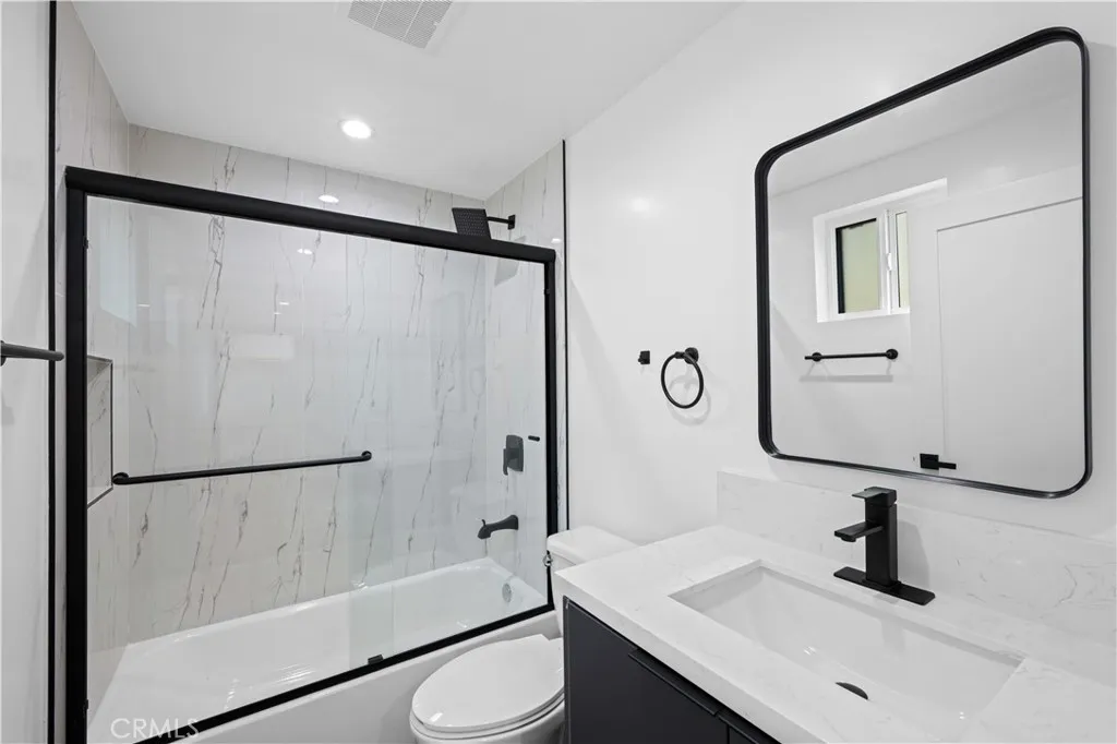 Additional image 68 of 2922 12th Avenue, Los Angeles, CA 90018