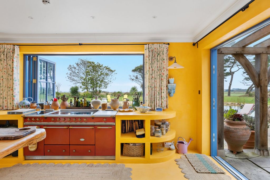 Additional image 11 of 6 bed detached house for saleRue Des Marettes, St. Martin, Guernsey GY4