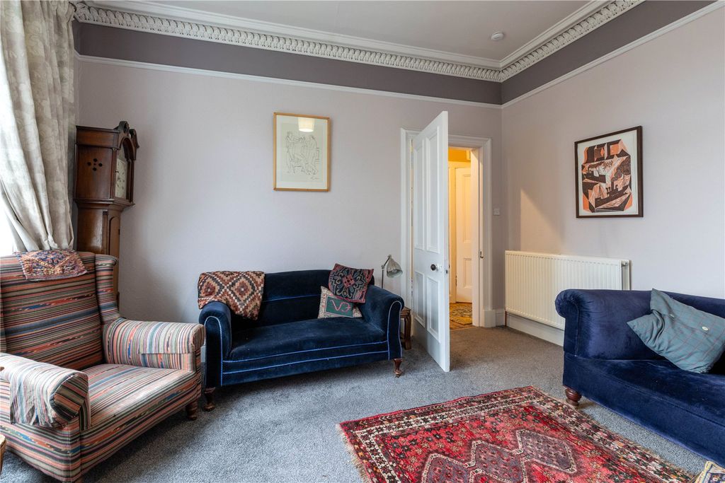 Additional image 3 of 2 bed flat for salePriory Place, Perth, Perth And Kinross PH2