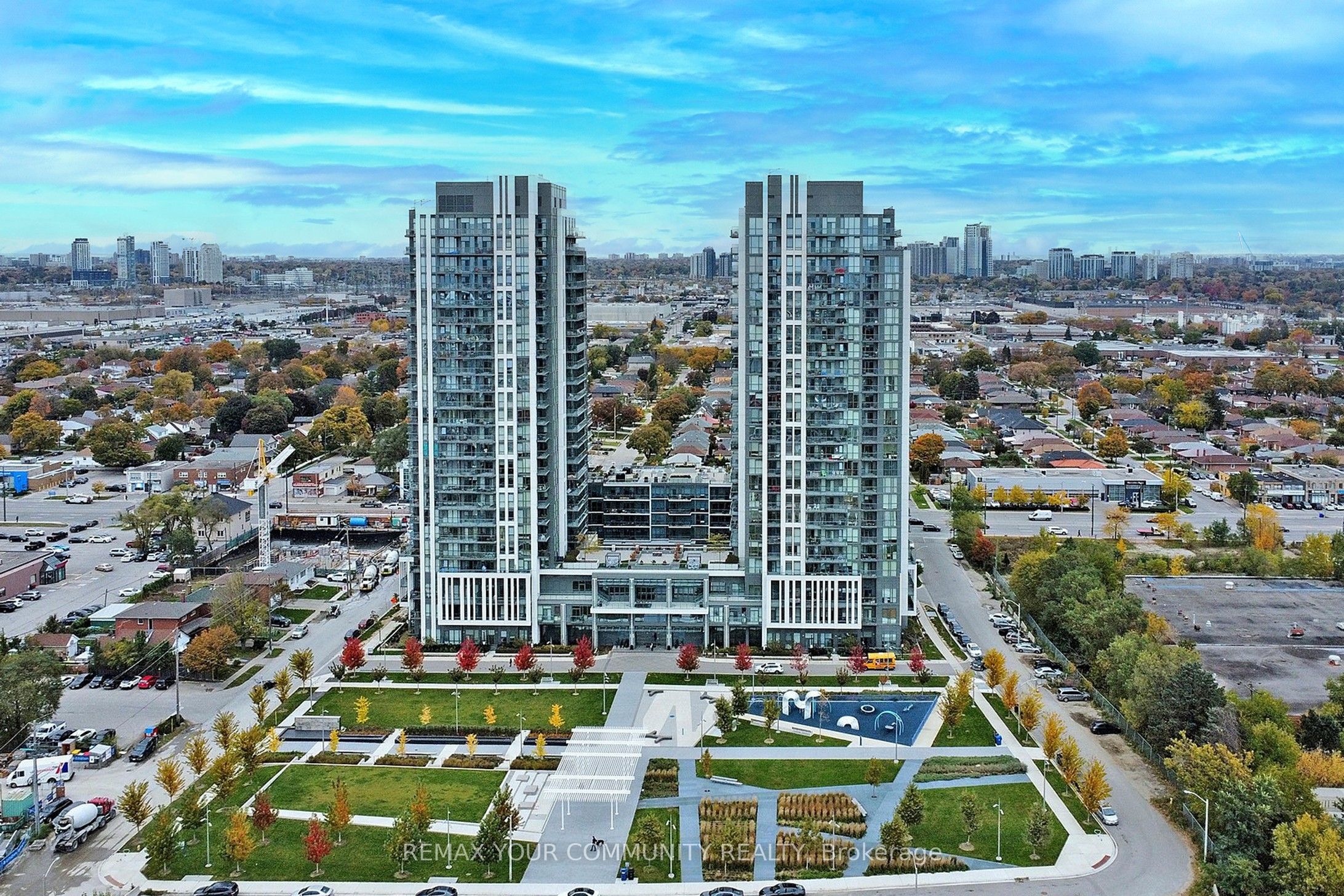 601-15 Zorra Street, Toronto, ON, M8Z 0C1