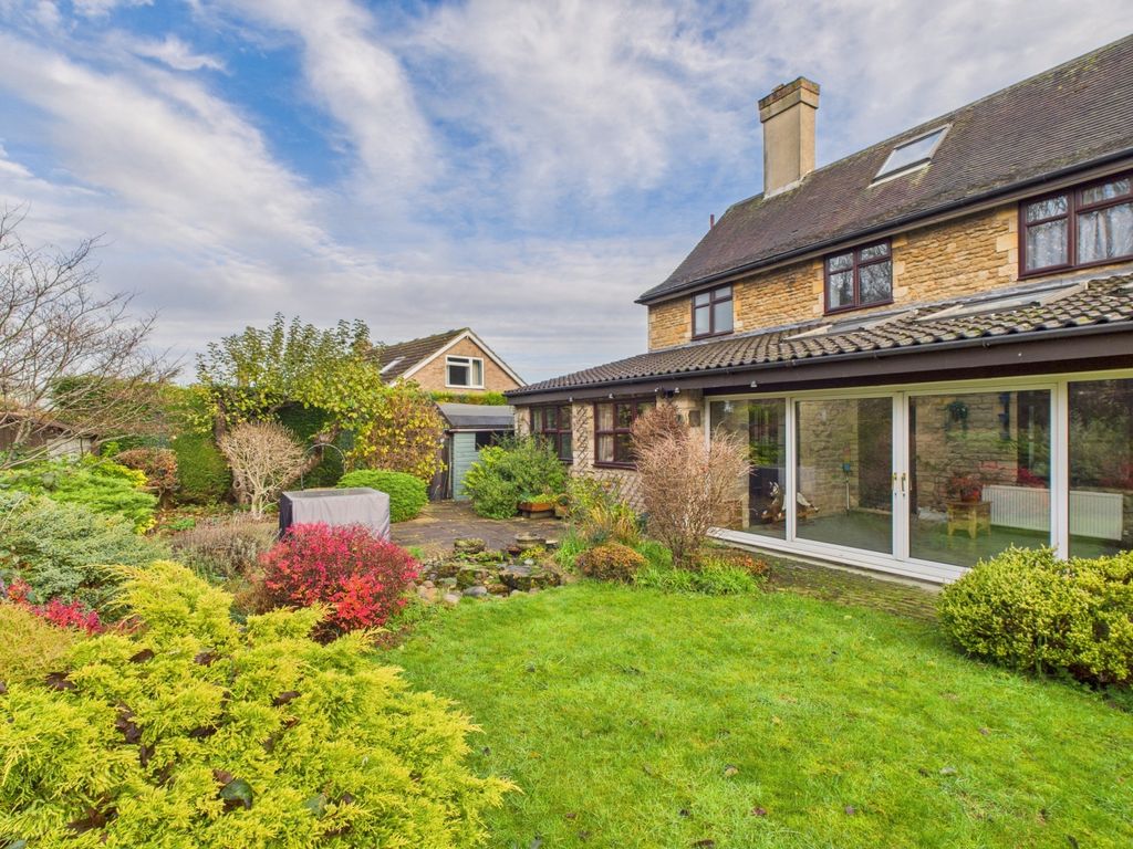 Additional image 20 of 6 bed detached house for saleCherry Orton Road, Orton Waterville, Peterborough PE2