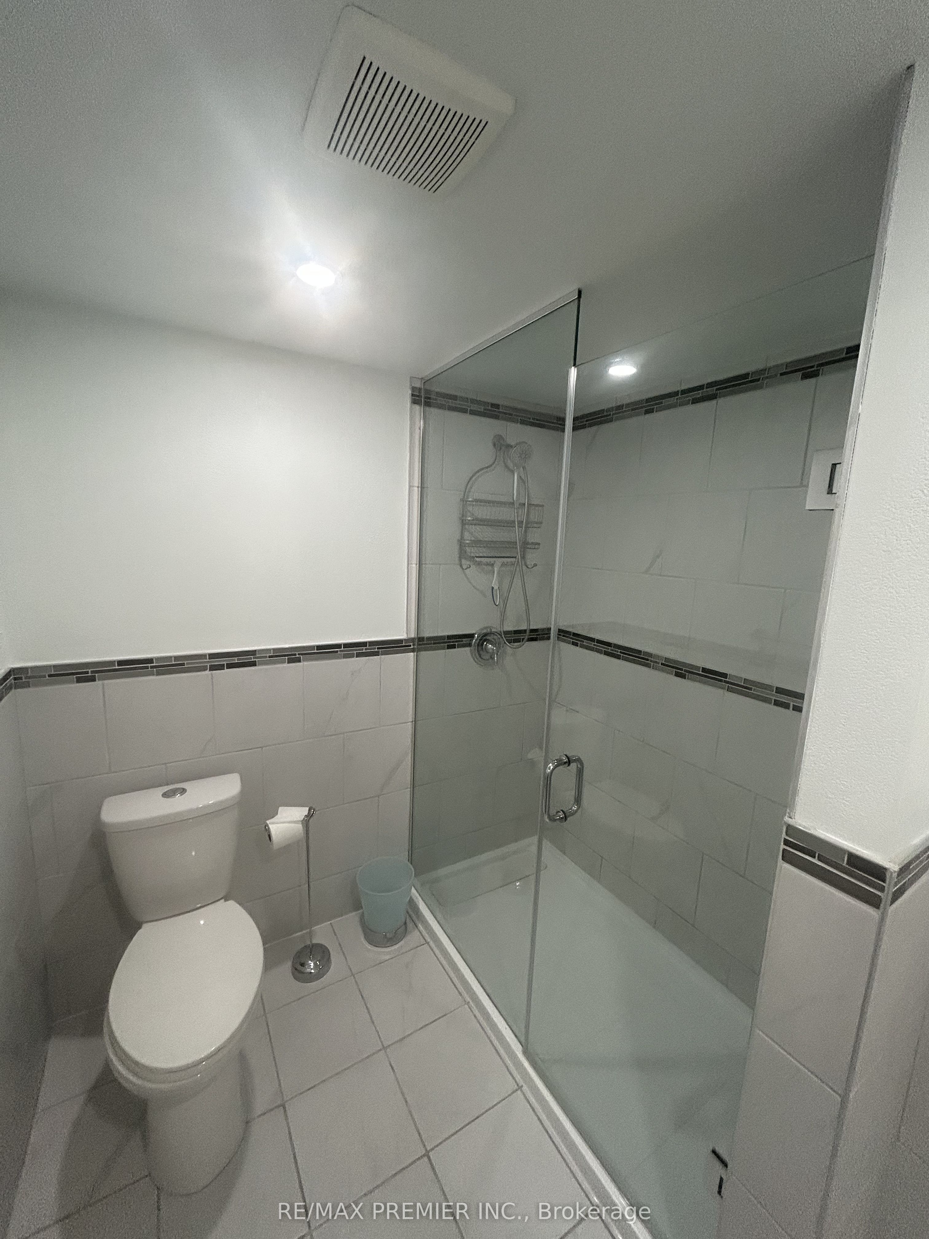 Additional image 6 of Lower-4057 Taffey Crescent, Mississauga, ON, L5L 2A6