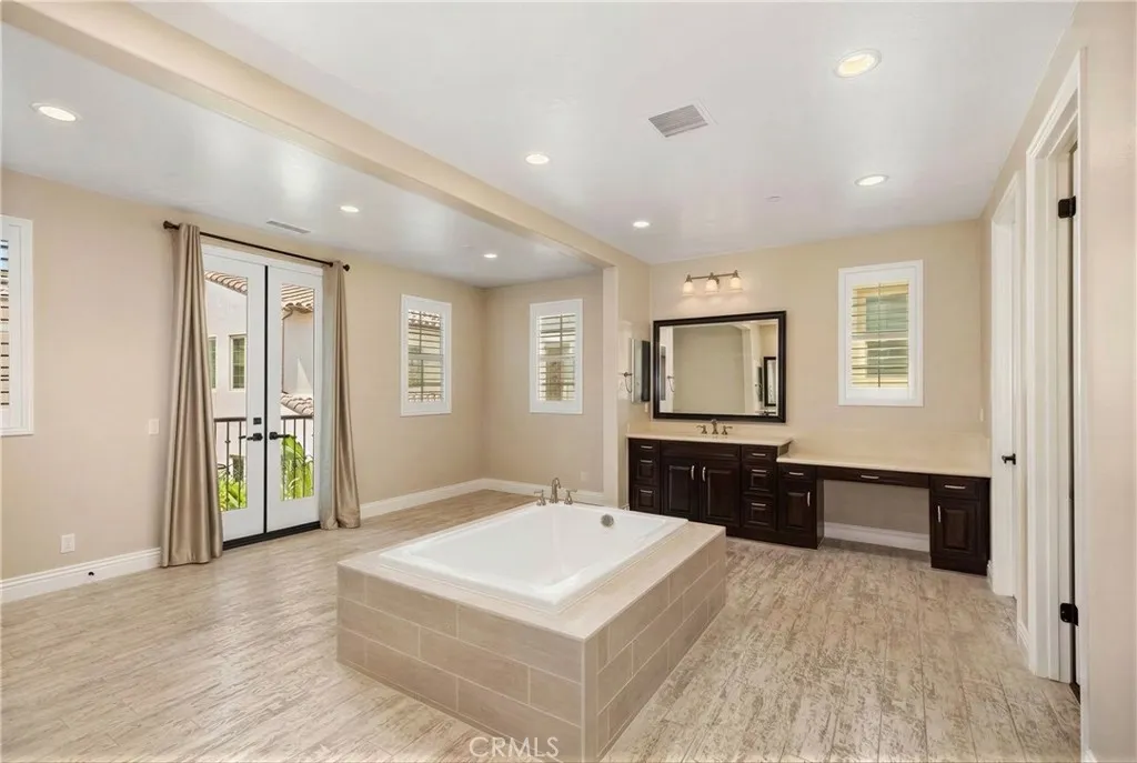 Additional image 22 of 57 Gainsboro, Irvine, CA 92620