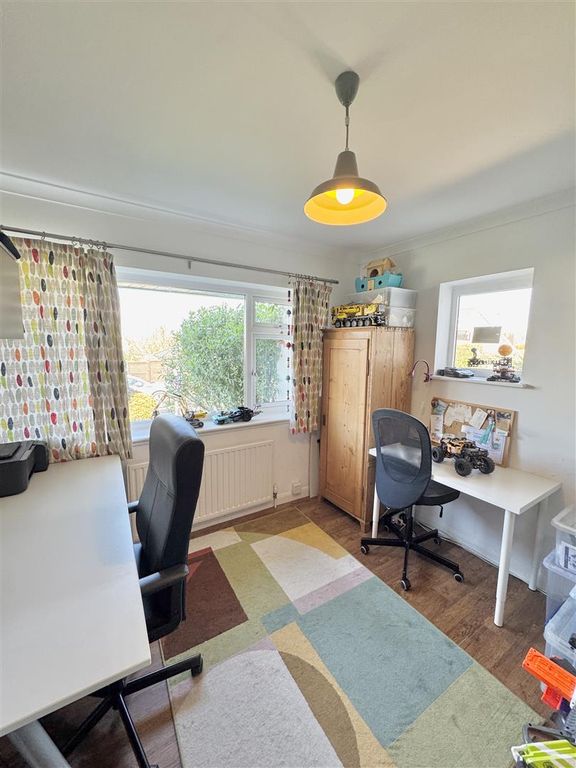 Additional image 16 of 4 bed property for saleSpacious & Airy Dormer Bungalow, Birch Avenue, Clevedon BS21