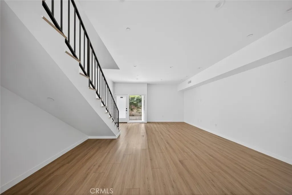 Additional image 8 of 534 E San Jose Avenue, Burbank, CA 91501