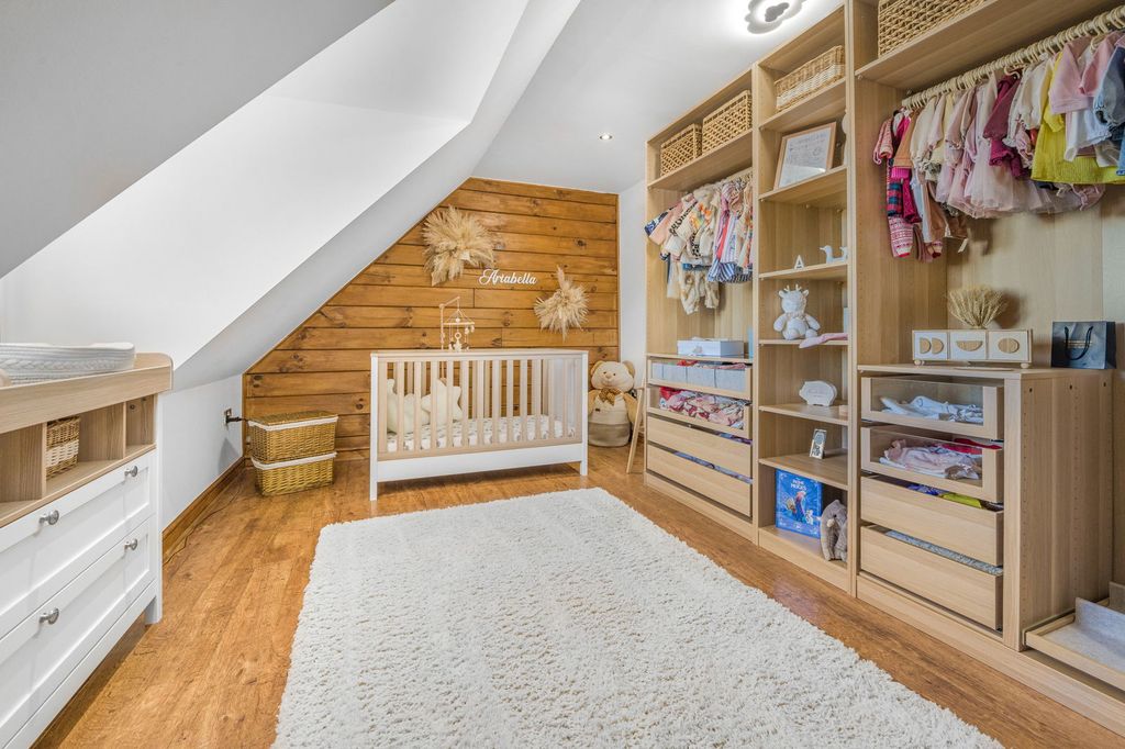 Additional image 28 of 5 bed detached house for saleOakmead Road, Llanharan, Pontyclun CF72