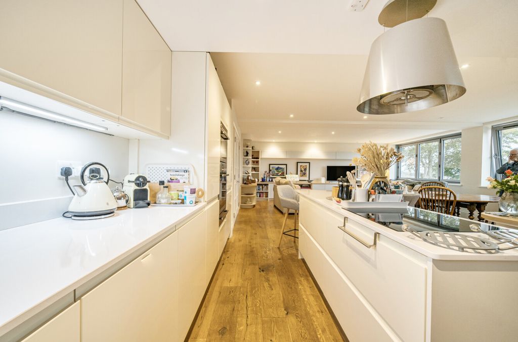 Additional image 16 of 2 bed flat for saleMaritime Square, Plymouth, Devon PL1