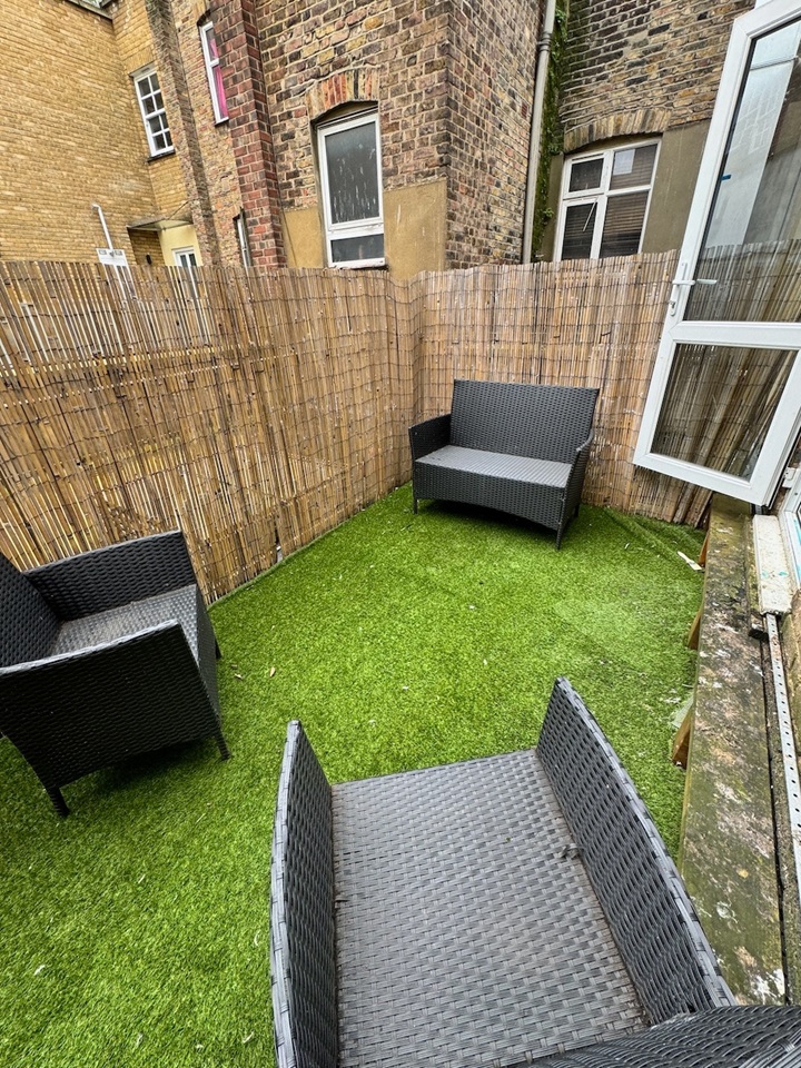 Additional image 16 of 1 Bed Flat, Camden High Street, NW1, N1 7GU