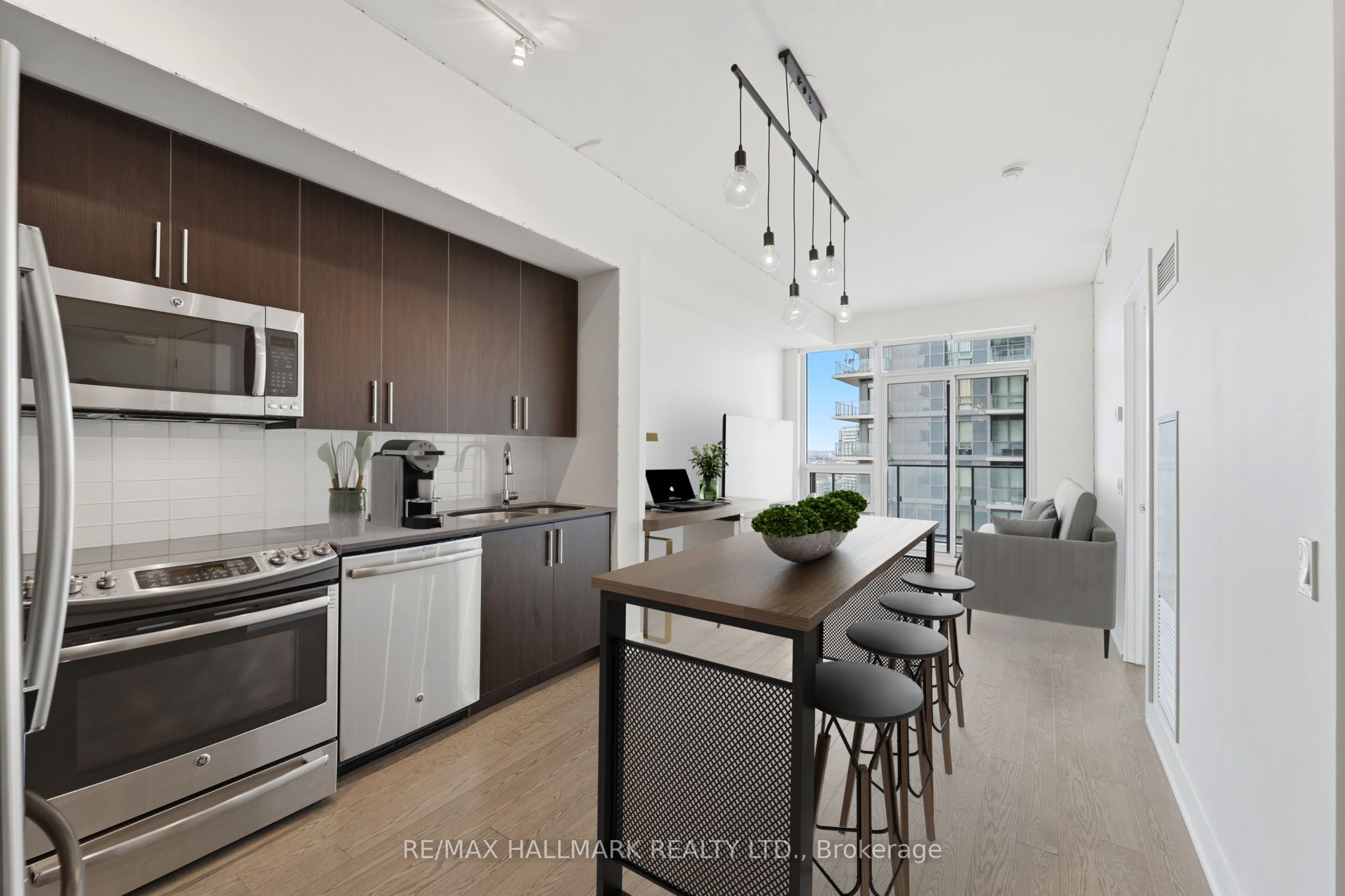 Additional image 4 of 3007-2212 Lake Shore Boulevard W, Toronto, ON, M8V 0C2