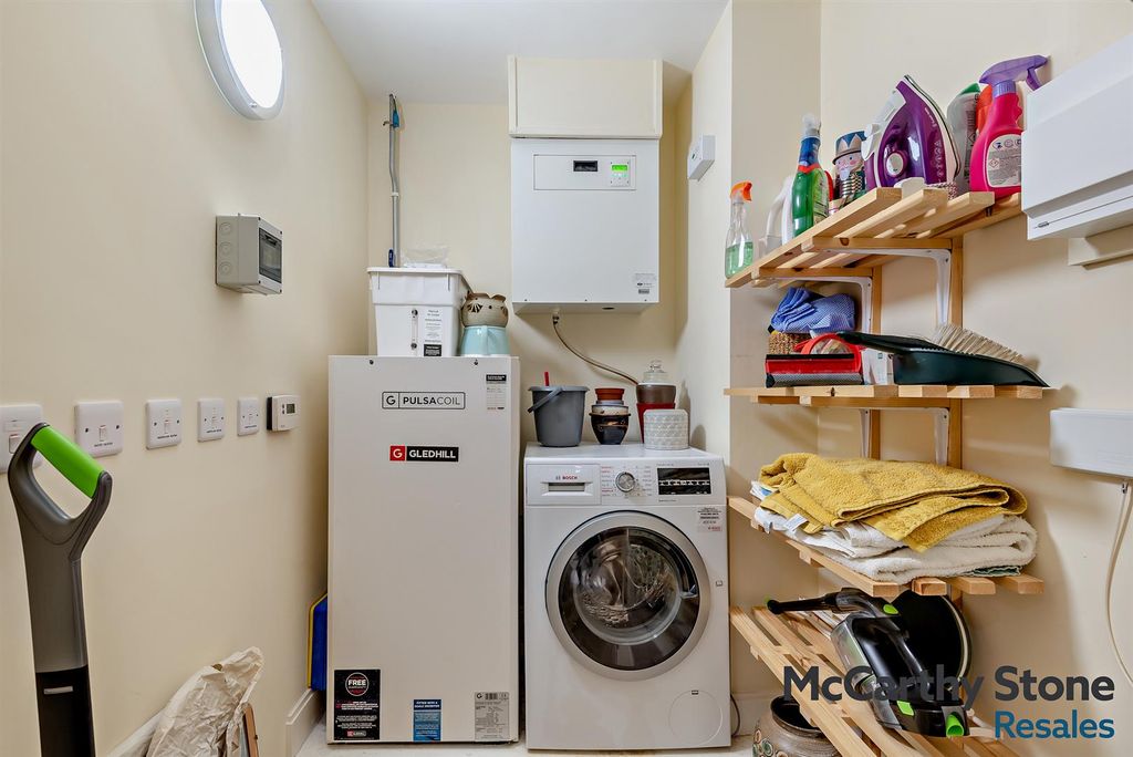 Additional image 21 of 1 bed flat for saleLonsdale Park, Barleythorpe, Oakham, Rutland LE15