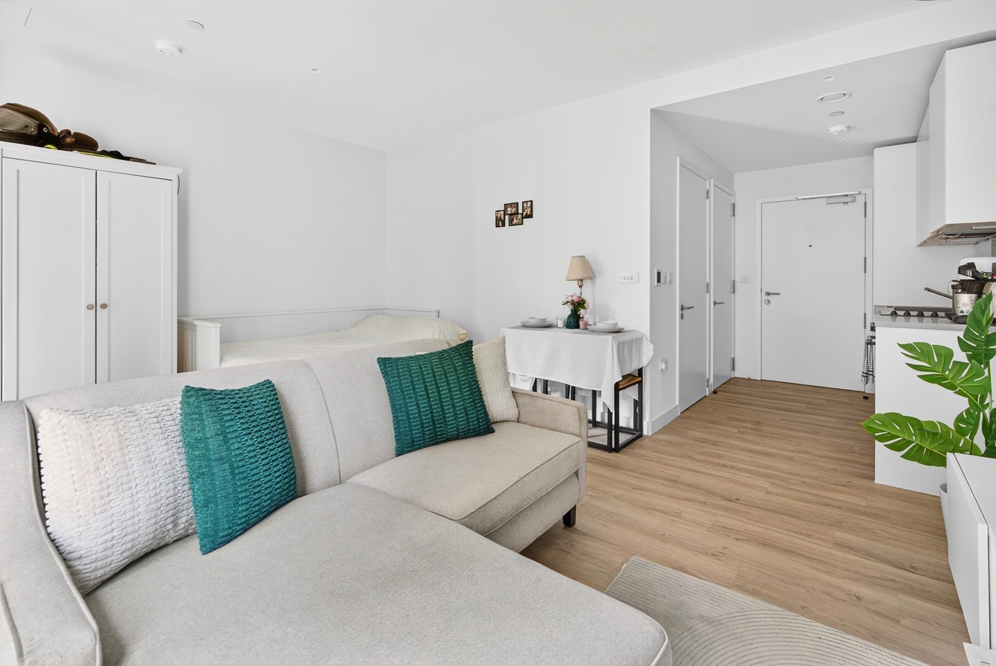 Additional image 2 of Studio Flat, Cadence Court, N1C, N1 7GU