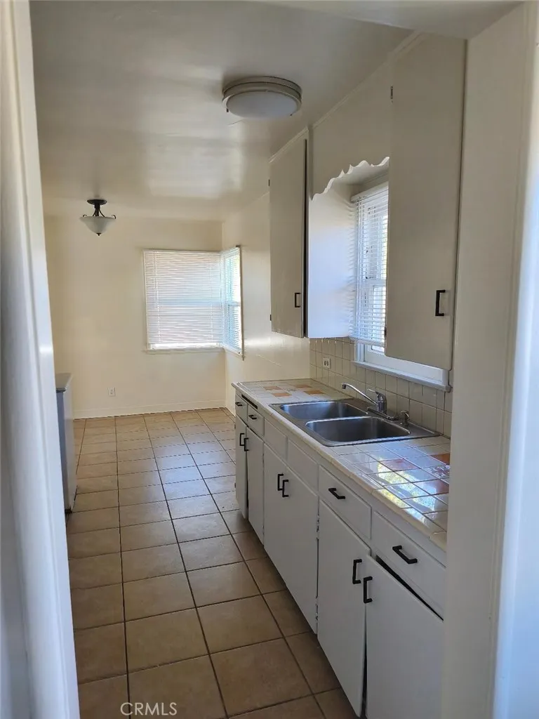 Additional image 5 of 773 E Phillips Boulevard, Pomona, CA 91766