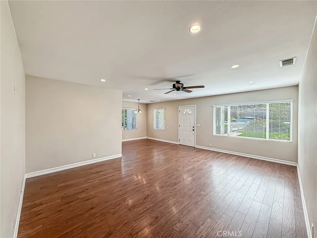 Additional image 34 of 51 Quinta Vista Dr, Thousand Oaks, CA 91362
