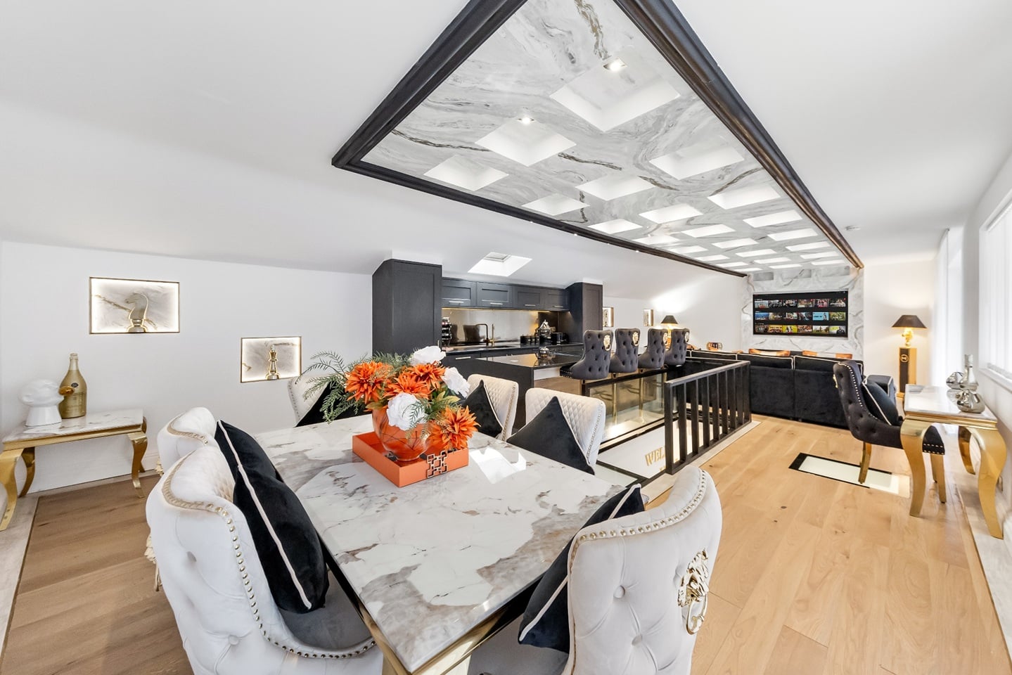 Additional image 28 of 3 Bed Flat, Cheval Place, SW7, N1 7GU