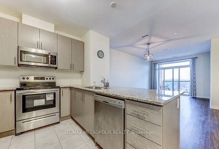 Additional image 2 of 512-39 New Delhi Drive, Markham, ON, L3S 0E1