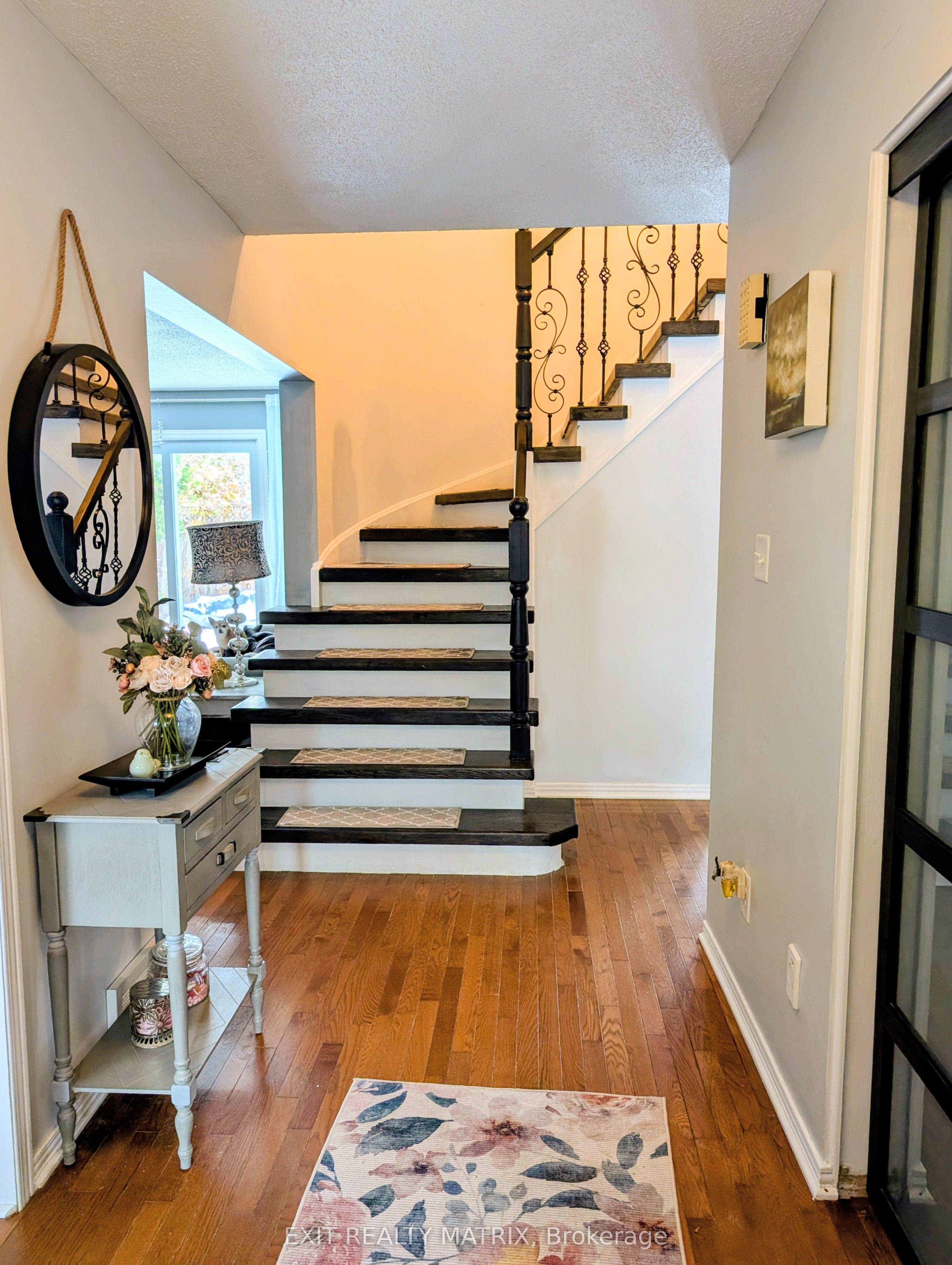 Additional image 3 of 19 Mclennan Way, Ottawa, ON, K2L 2N1