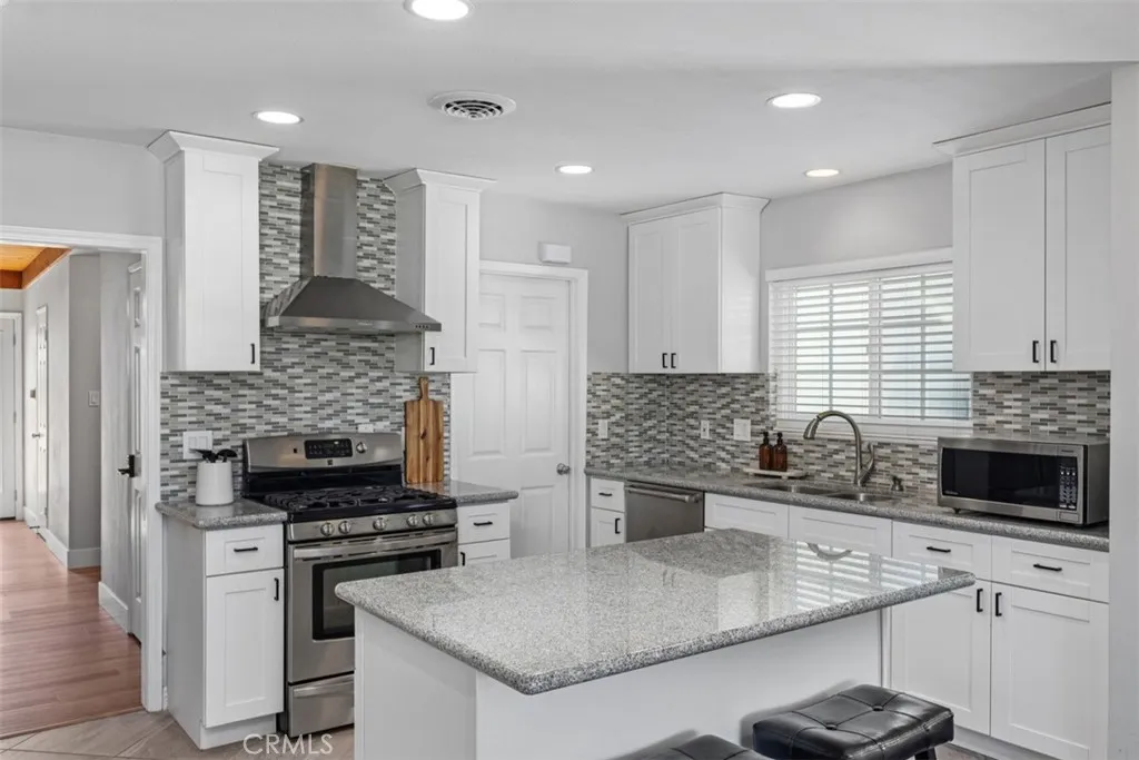 Additional image 19 of 15142 Yorkshire Ln, Huntington Beach, CA 92647