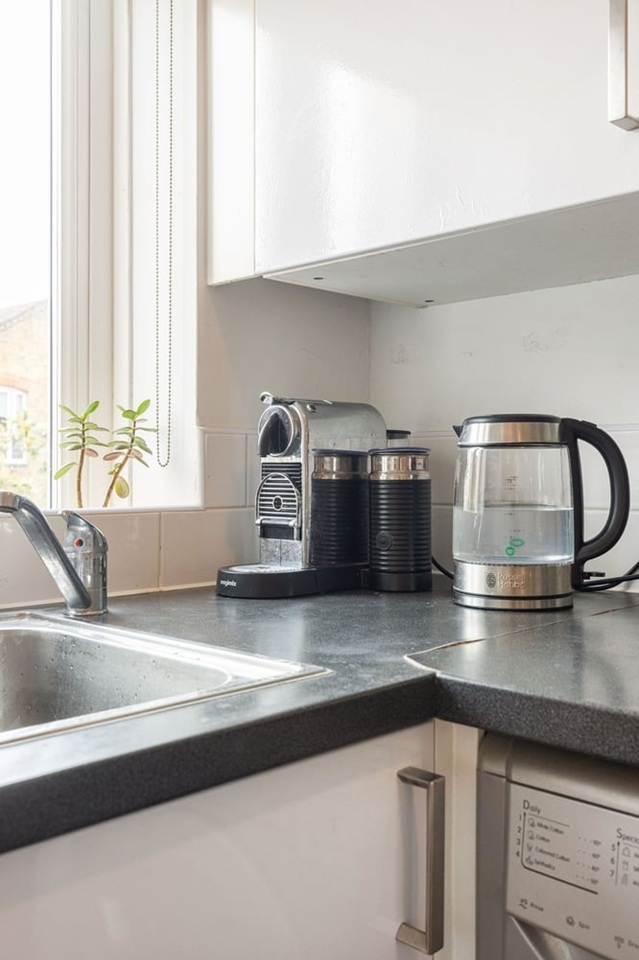 Additional image 9 of 1 Bed Flat, Hopewell Yard, SE5, N1 7GU