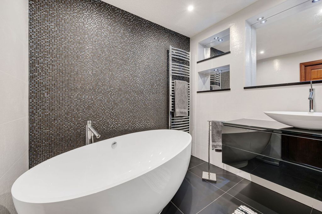 Additional image 35 of 5 bed detached house for saleDairy Farm Road, Rainford, St. Helens WA11