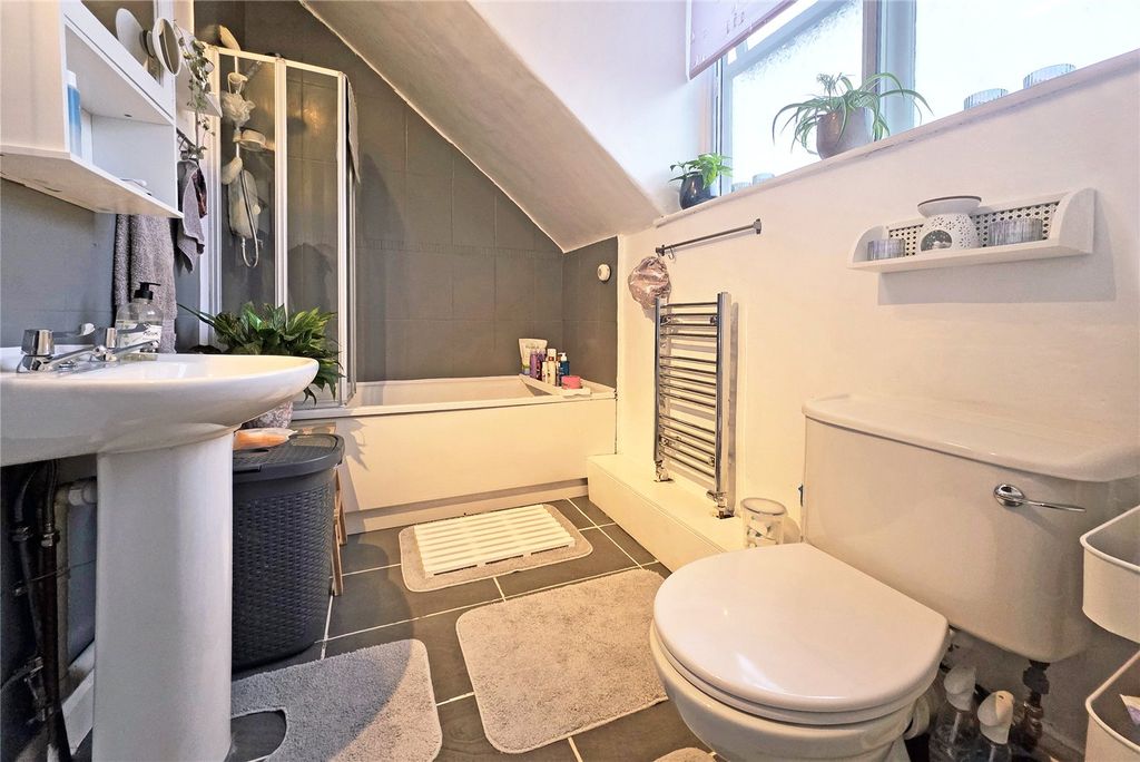 Additional image 9 of 2 bed flat for saleThe Beaufort, Temple Street, Llandrindod Wells LD1