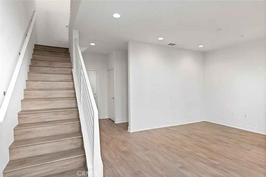 Additional image 5 of 1684 Topanga, Costa Mesa, CA 92627