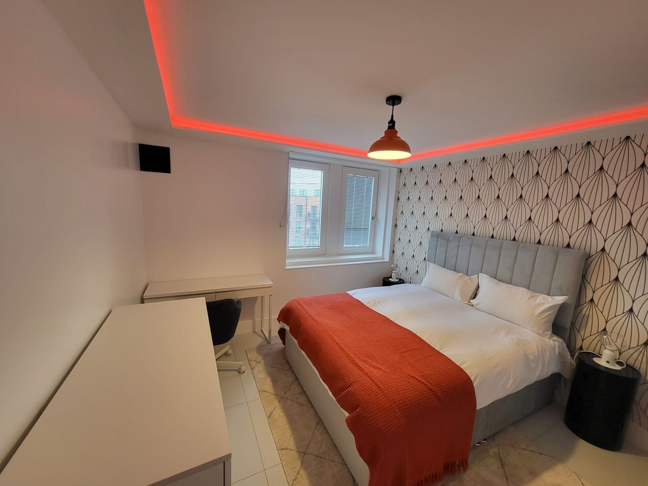 2 Bed Flat, Parsons House, W2, N1 7GU