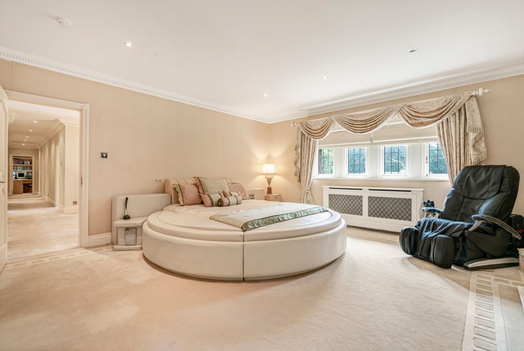 Additional image 10 of 5 bed detached house for saleLing Lane, Leeds LS14