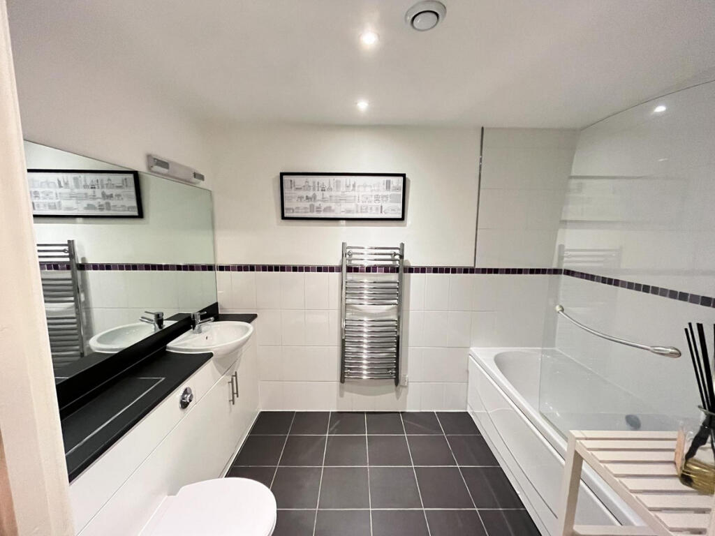 Additional image 7 of Commercial Street, Birmingham, B1 1