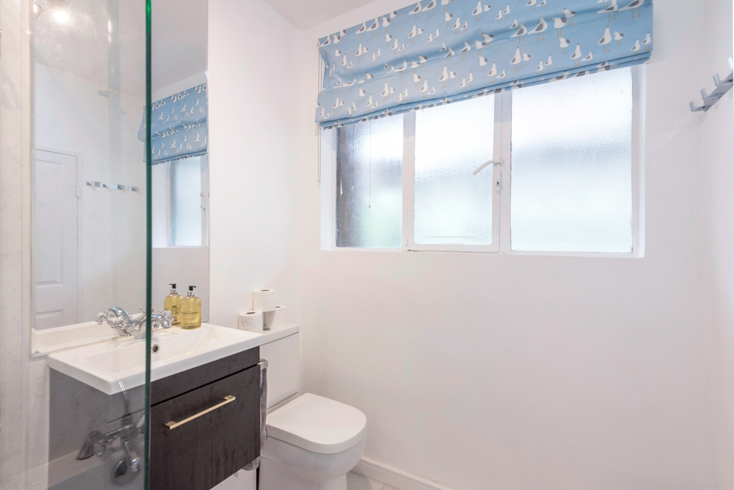 Additional image 10 of 1 Bed Flat, Hallfield Estate, W2, N1 7GU