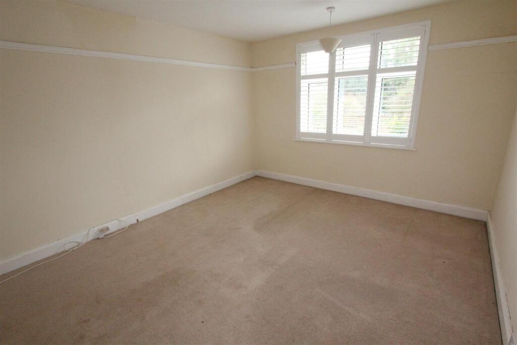 Additional image 12 of Old Harpenden Road, St. Albans