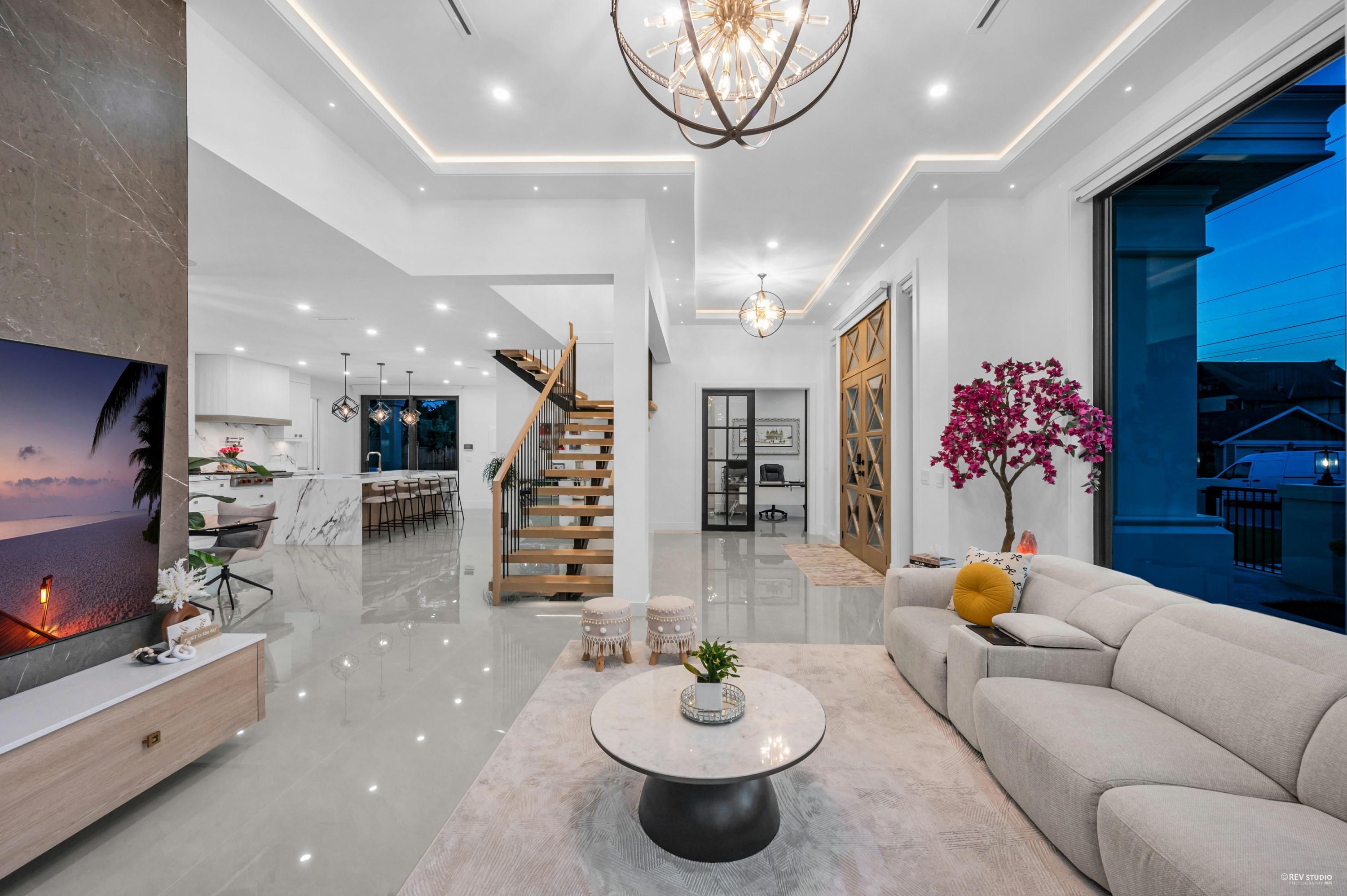 Additional image 3 of 1390 Sutherland Avenue, North Vancouver, BC, V7L 4B2