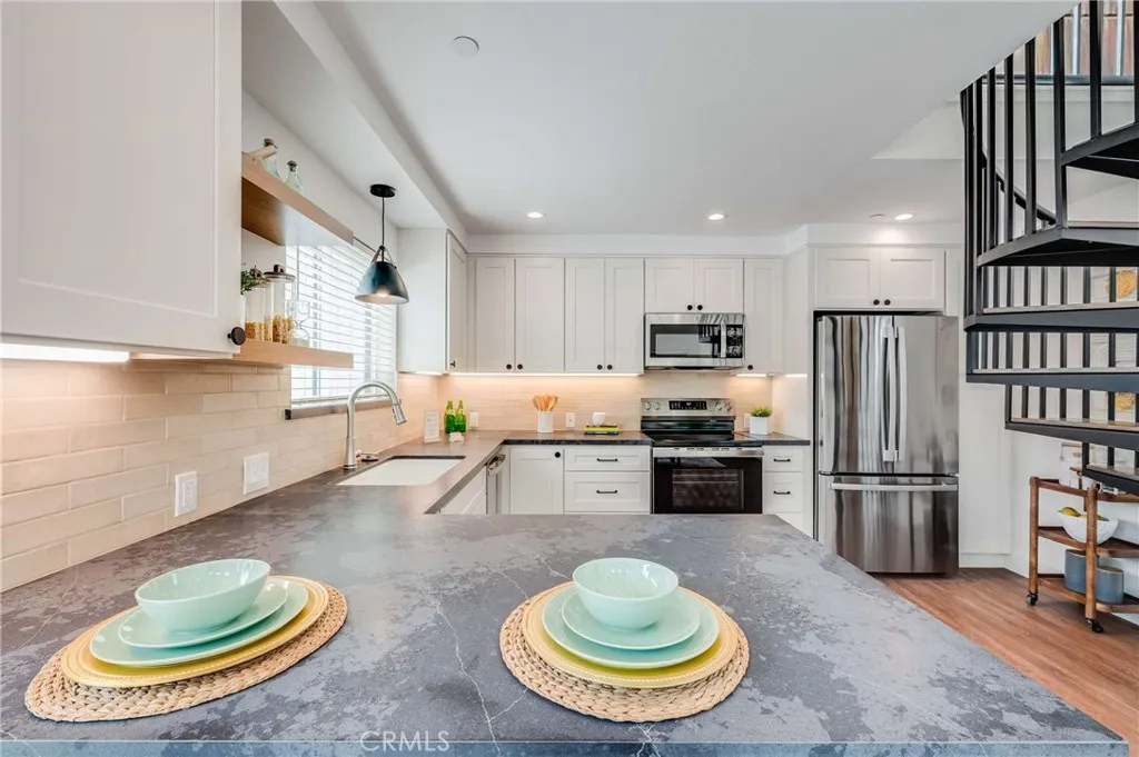 Additional image 14 of 127 E Foothill Boulevard Unit B, Glendora, CA 91741