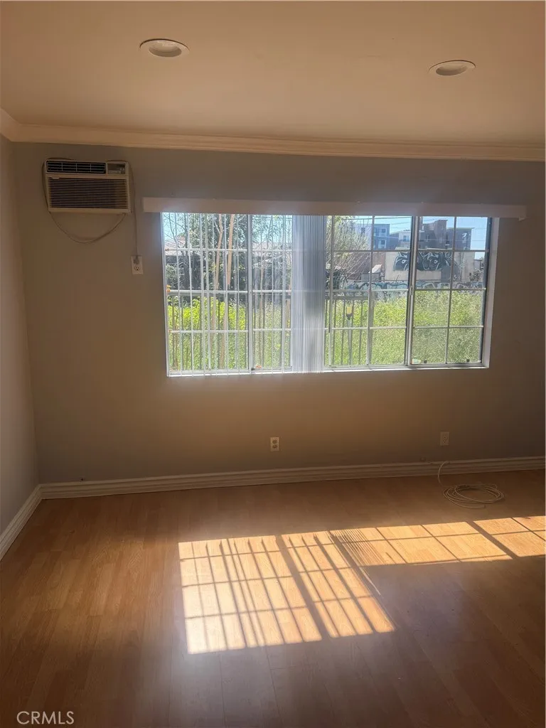 Additional image 13 of 6439 Woodman Ave Unit 2, Van Nuys, CA 91401