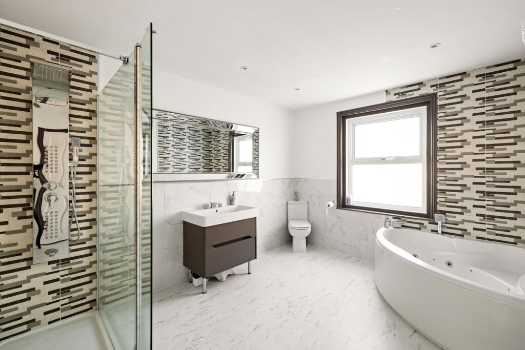 Additional image 7 of Longfield Road, Dover, CT17