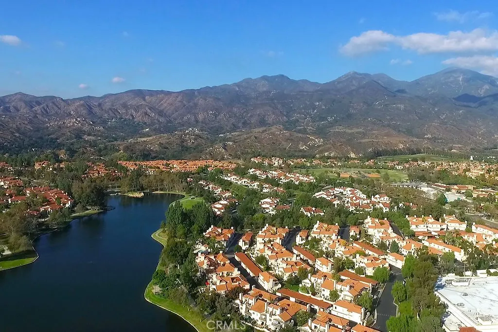 26 Via Cordoba, Rancho Santa Margarita, CA 92688