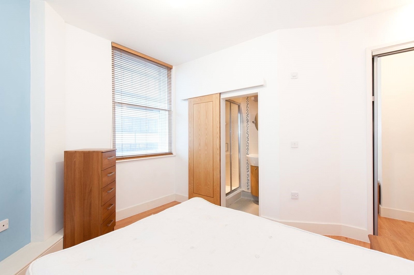 Additional image 5 of 2 Bed Flat, Whitechapel High Street, E1, N1 7GU
