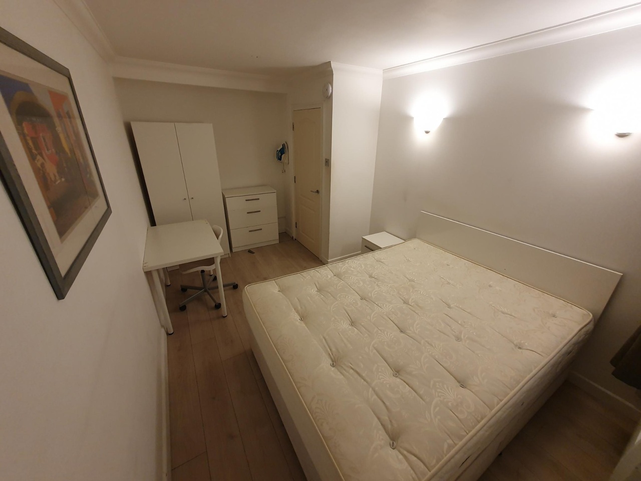 Additional image 12 of Room in a Shared Flat, Fitzroy Street, W1T, N1 7GU