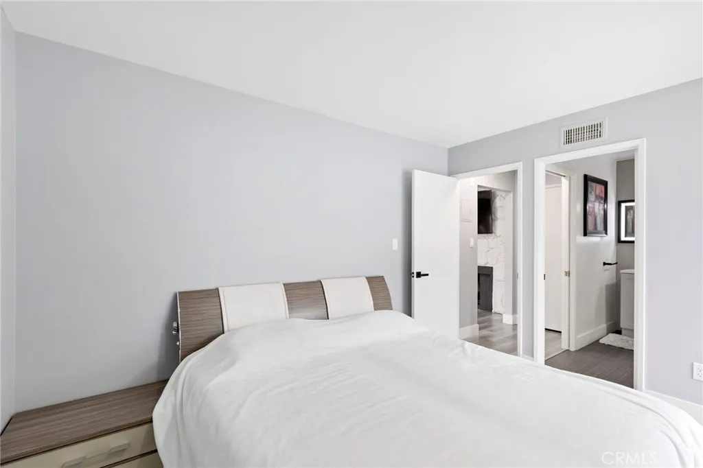 Additional image 15 of 2215 E Avalon Ave, Santa Ana, CA 92705