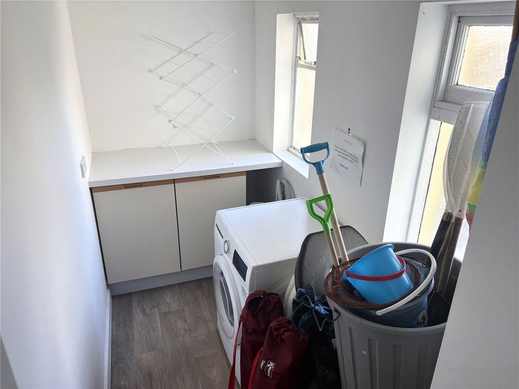 Additional image 17 of 2 bed flat for saleThe Croft, Tenby, Pembrokeshire SA70