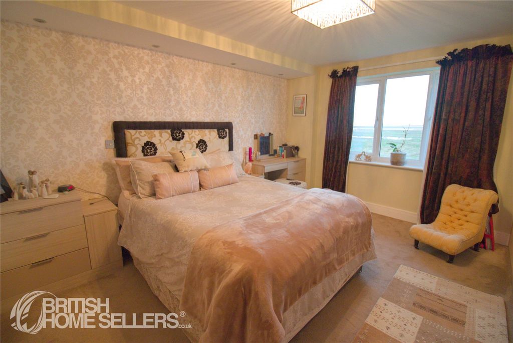 Additional image 12 of 2 bed flat for saleVictory Boulevard, Lytham St. Annes, Lancashire FY8