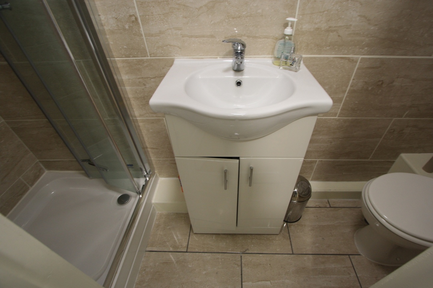 Additional image 3 of Studio Flat, Walworth Place, SE17, N1 7GU