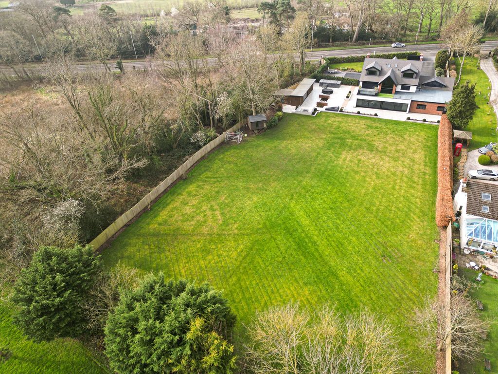 Additional image 4 of 5 bed detached house for saleColumn Road, Wirral CH48