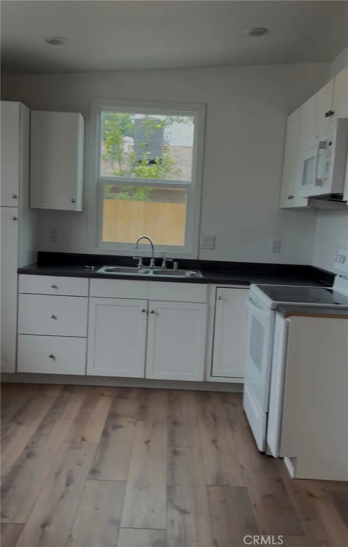 Additional image 4 of 1337 Valencia Avenue Unit B, San Bernardino, CA 92404