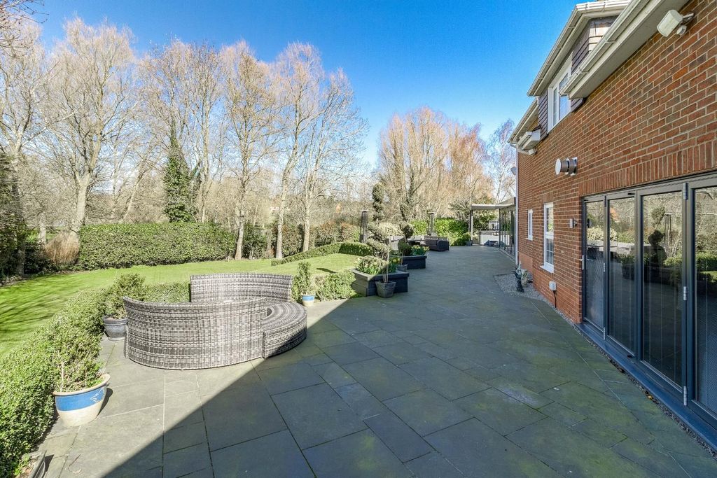 Additional image 34 of 6 bed detached house for saleBelfry Lane, Collingtree Park, Northampton NN4