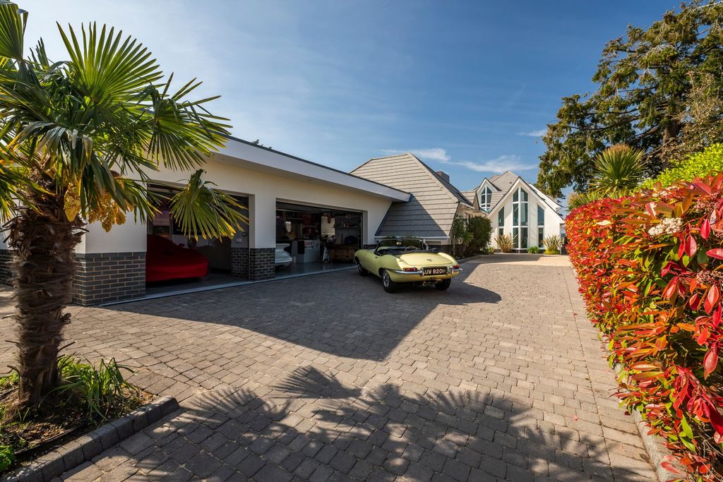 Additional image 18 of 5 bed detached house for saleElms Avenue, Lilliput BH14