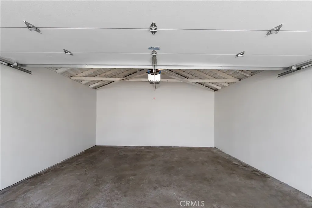 Additional image 131 of 406 Eton Dr, Burbank, CA 91504