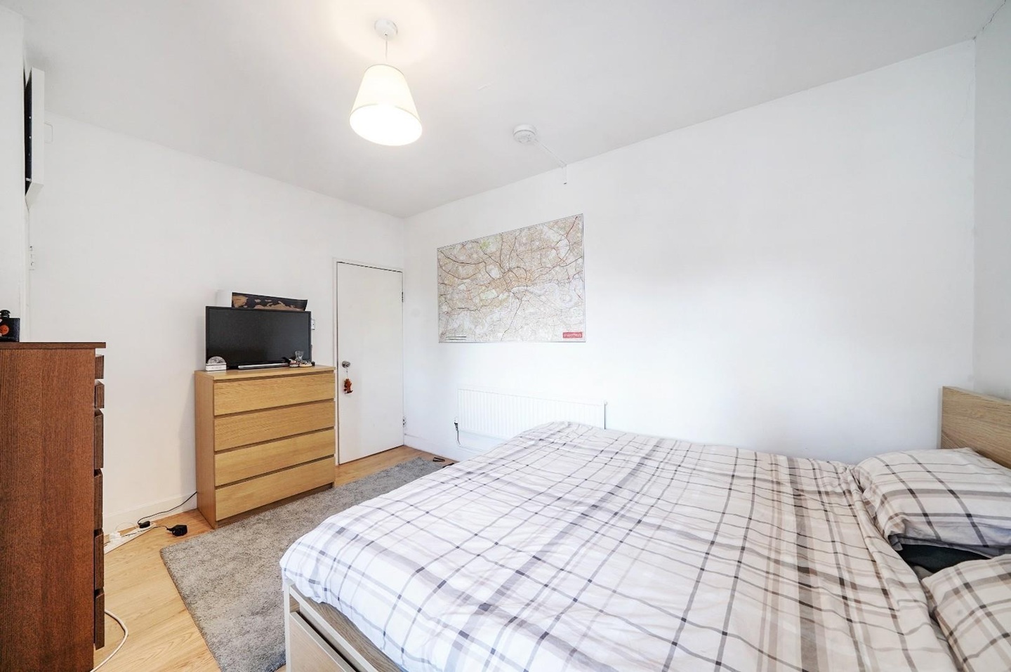 Additional image 7 of 3 Bed Flat, Naylor House, SE17, N1 7GU