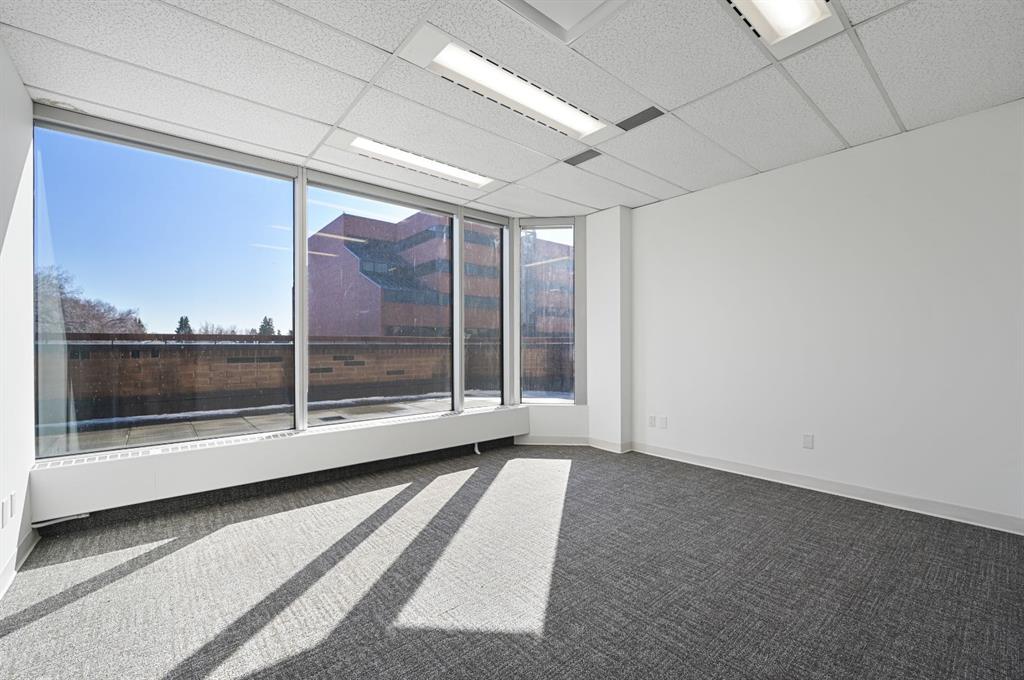 Additional image 6 of 1121 Centre Street NW
